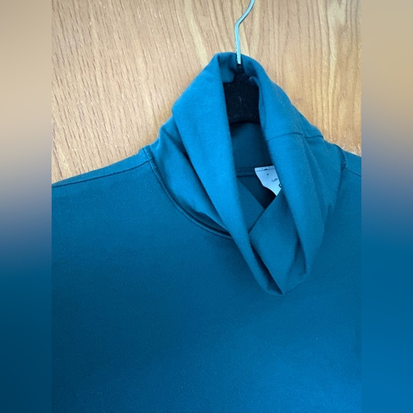 LULULEMON Teal Long Sleeve turtleneck bodysuit Top S - Picture 8 of 9